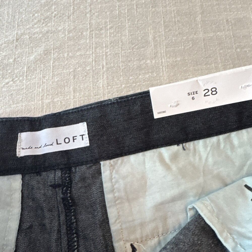 Made And Loved Loft Dark Wash Shorts NEW - Measures 33” Waist ( Tag Shows 6/28 ) - Picture 8 of 11